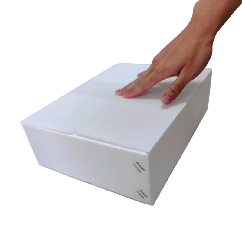 Petite boîte rectangulaire empilable en plastique ondulé PP