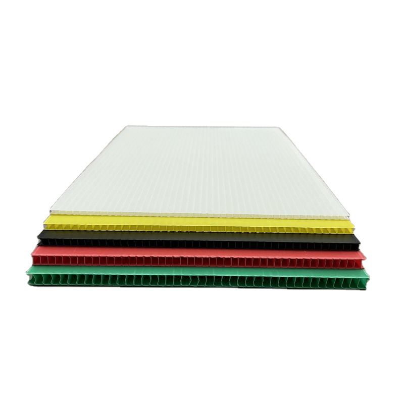 Feuille creuse PP de couleur résistante à l'usure et résistante aux intempéries